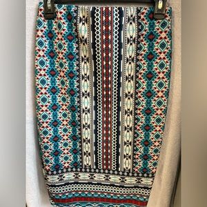 By&by.  Fitted skirt.